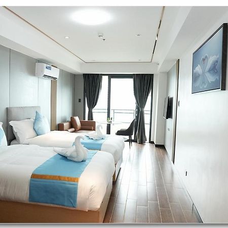 Golden Seagulls Hotel Paranaque City エクステリア 写真