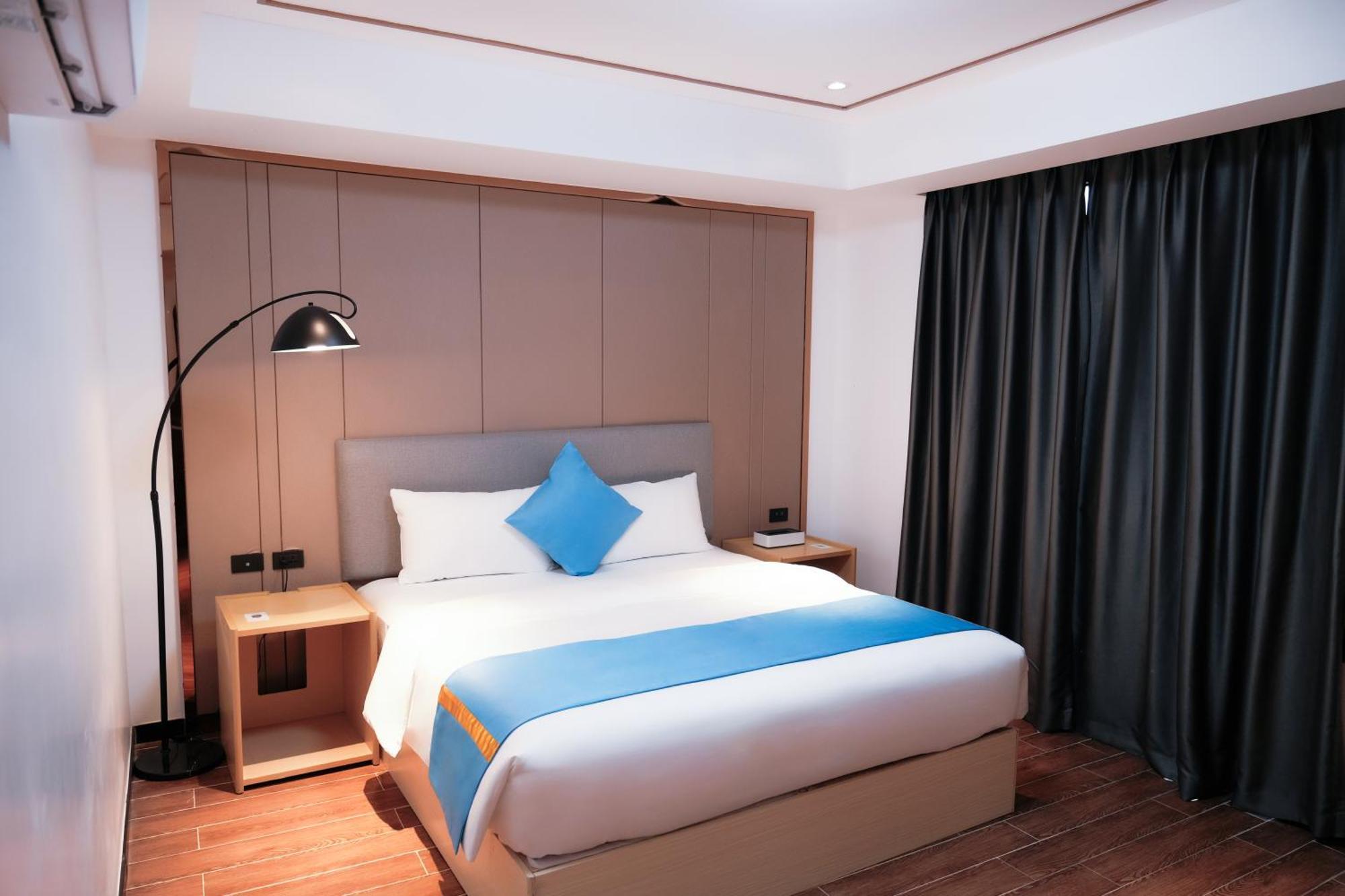 Golden Seagulls Hotel Paranaque City エクステリア 写真