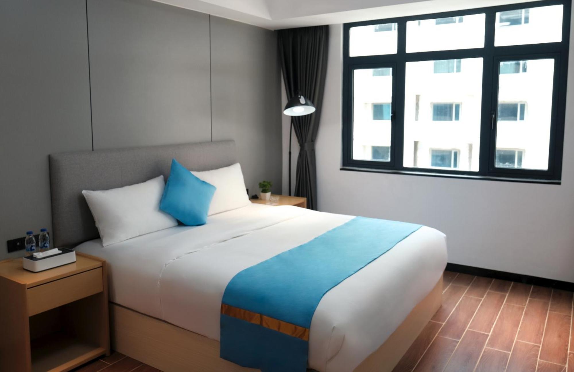 Golden Seagulls Hotel Paranaque City エクステリア 写真